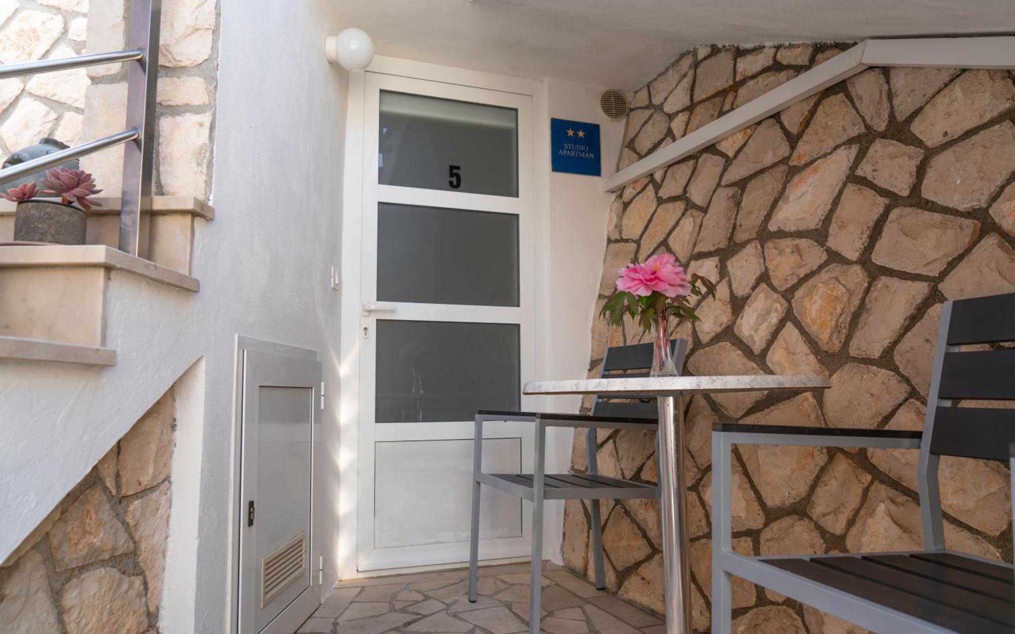 Apartments Lila Црес Номер фото