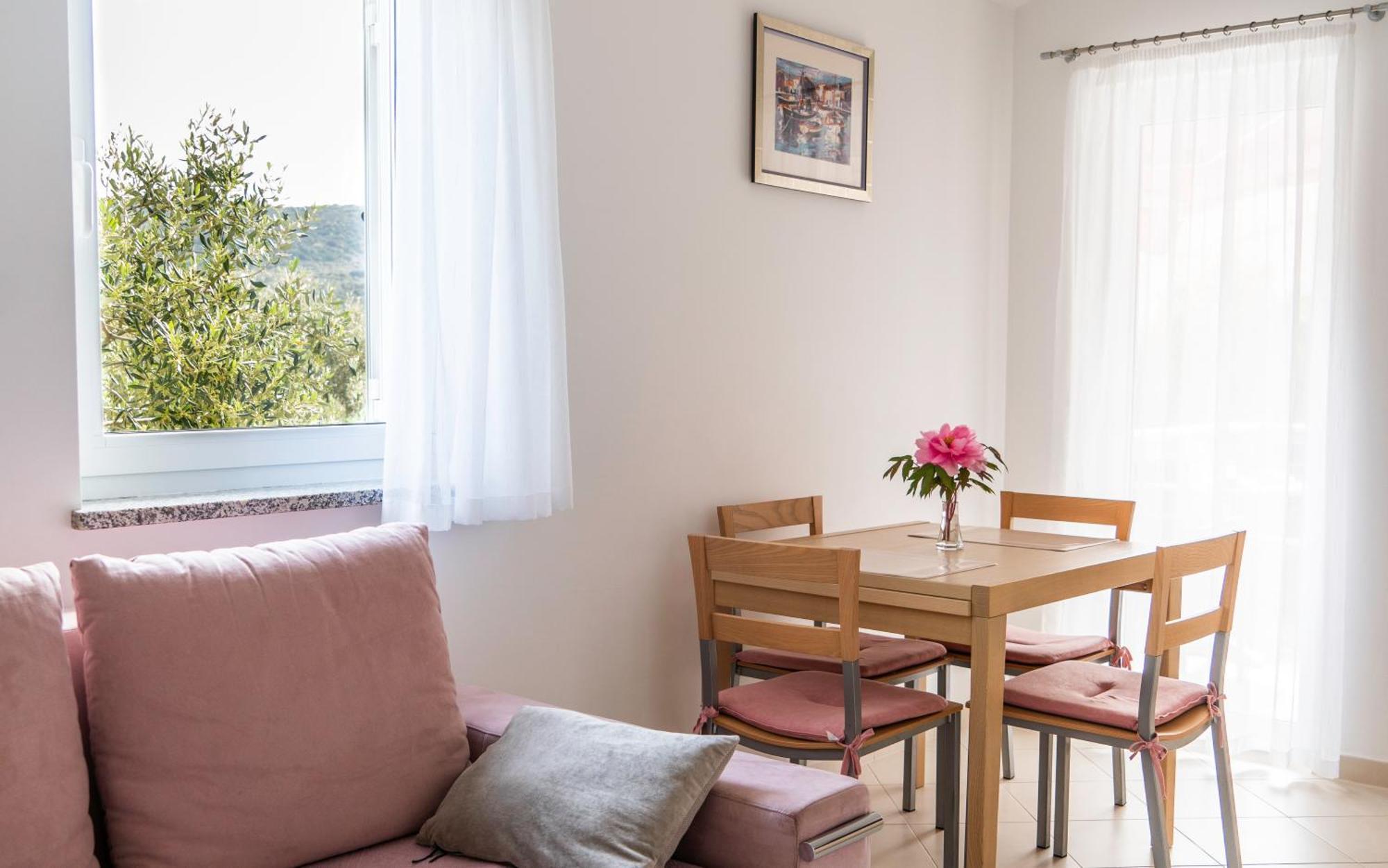 Apartments Lila Црес Экстерьер фото
