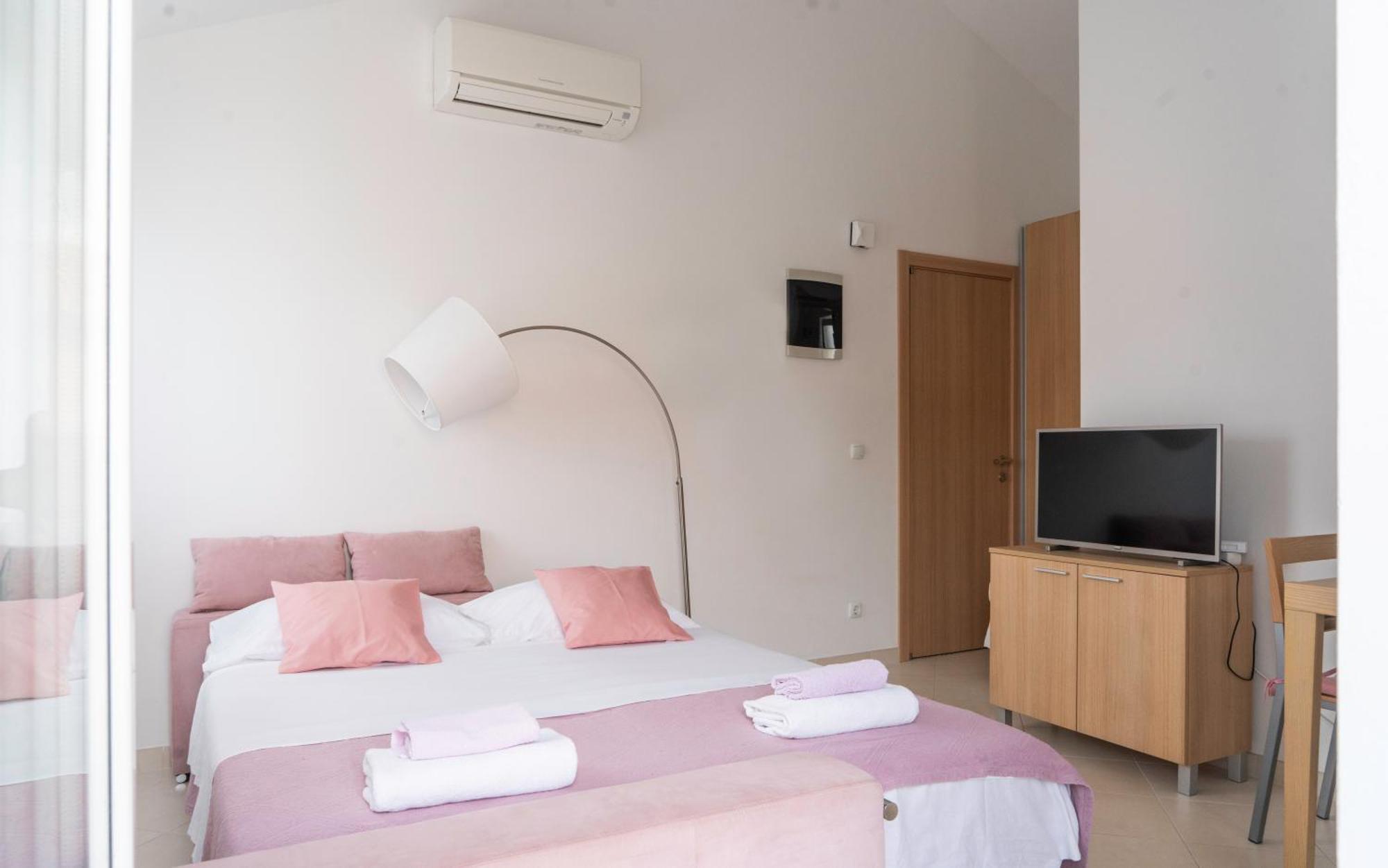Apartments Lila Црес Экстерьер фото