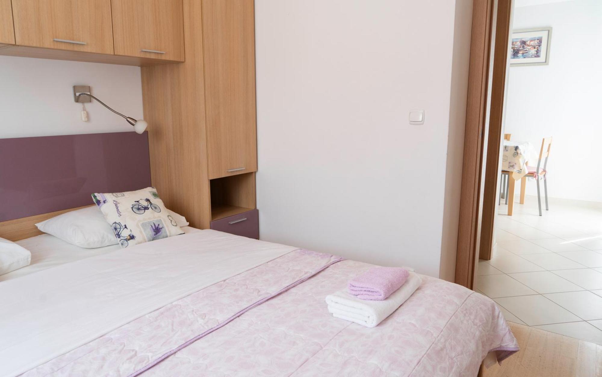 Apartments Lila Црес Номер фото
