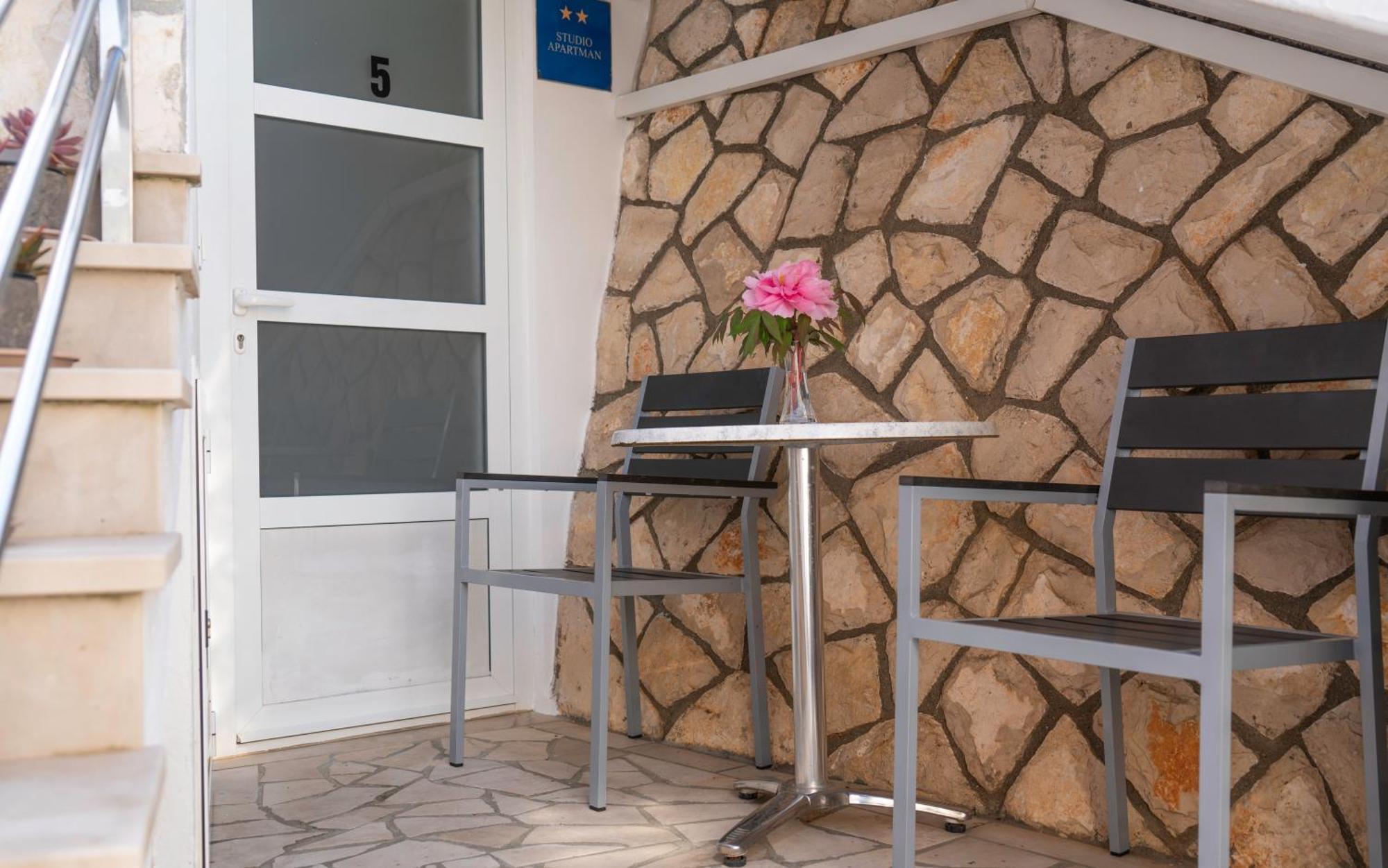 Apartments Lila Црес Номер фото