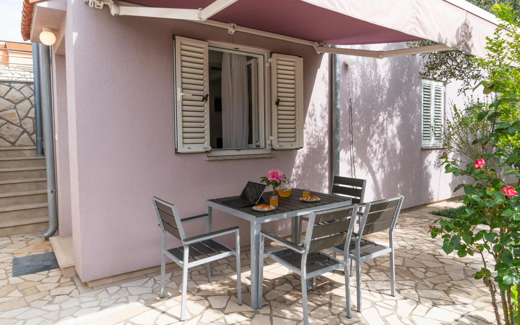 Apartments Lila Црес Номер фото